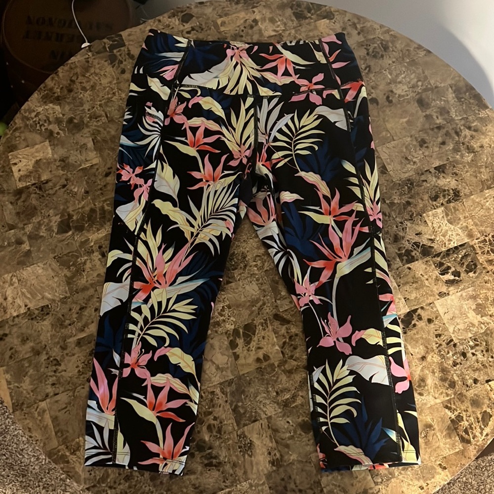 Avia xl capri leggings
